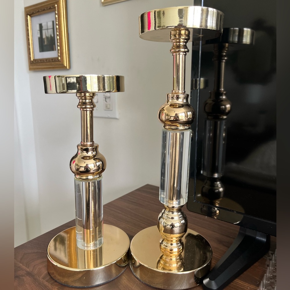 Gold candle pedestals